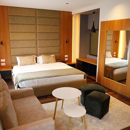Olivia'S Hill Resort Kryemedhej Екстер'єр фото