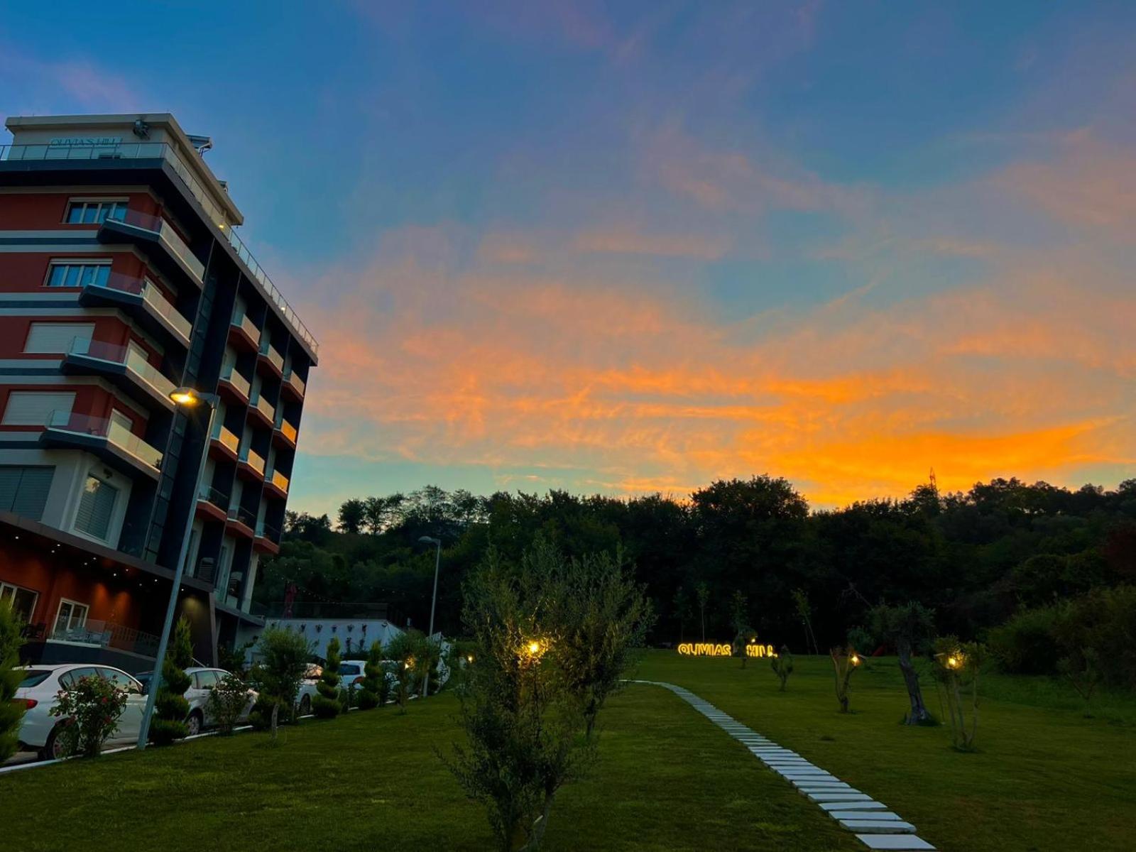 Olivia'S Hill Resort Kryemedhej Екстер'єр фото