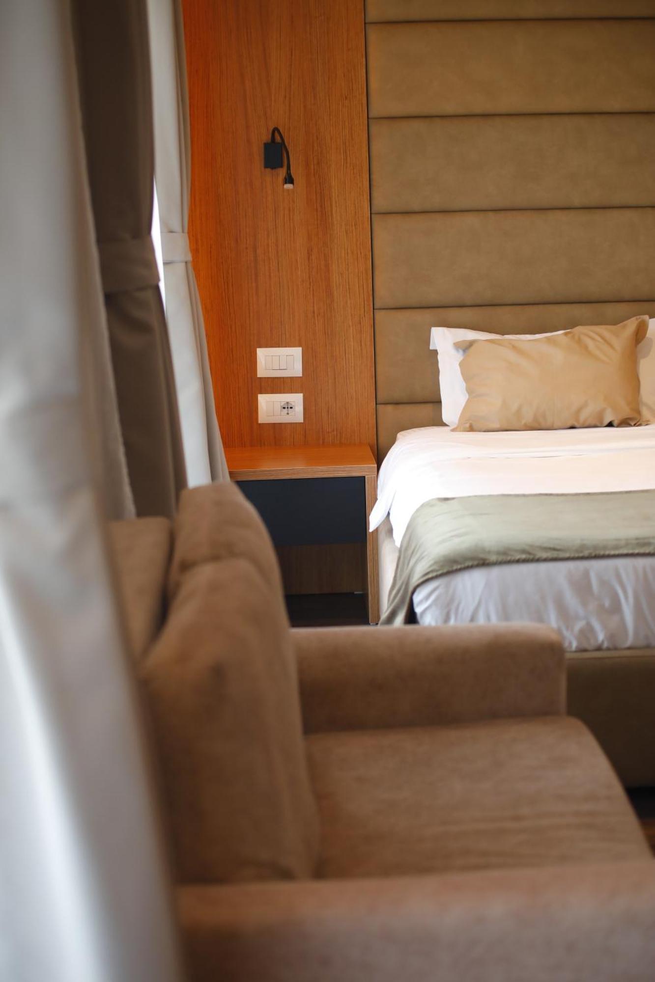 Olivia'S Hill Resort Kryemedhej Екстер'єр фото